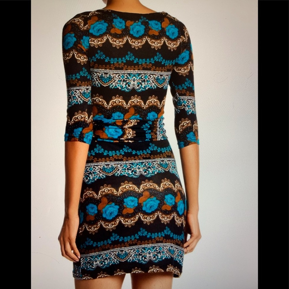 Dress by Papillon patterned patch pocket dress - Picture 2 of 4